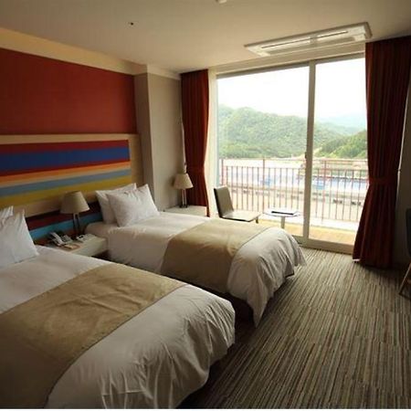 Inje Speedium Hotel & Resort Экстерьер фото