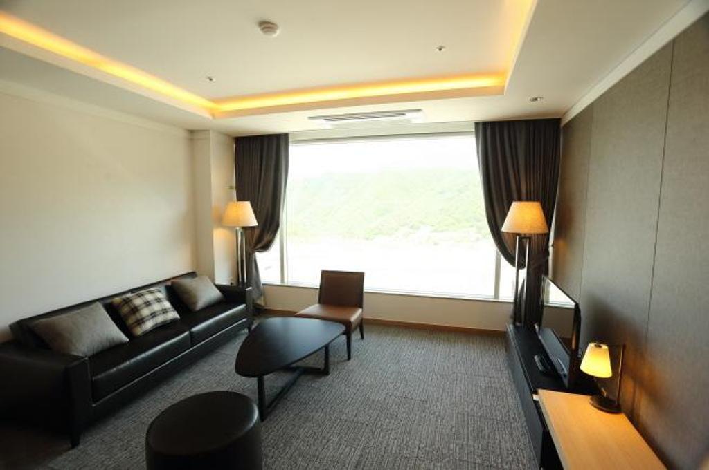Inje Speedium Hotel & Resort Экстерьер фото
