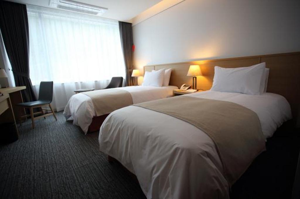 Inje Speedium Hotel & Resort Экстерьер фото